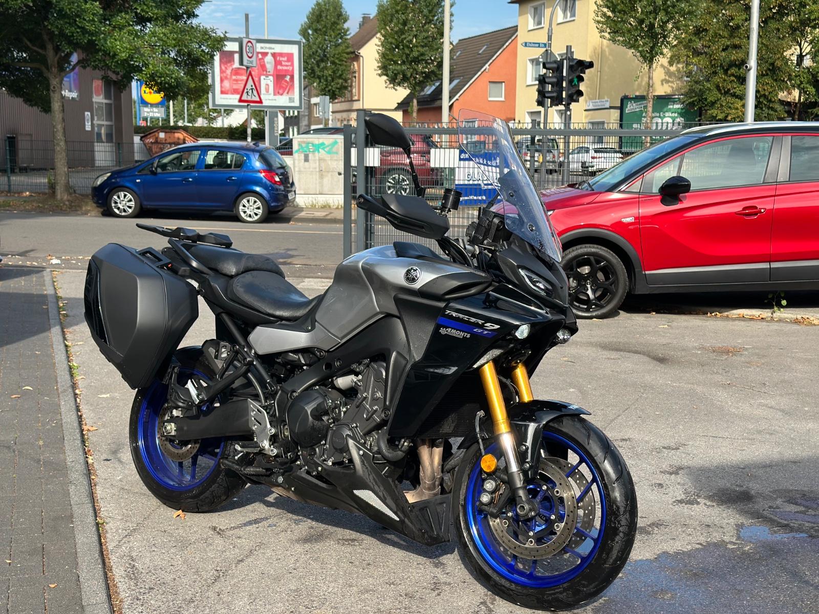 Yamaha Tracer 9 GT / 1 Hd-Bj 23 /13 Tkm / Scheckheft