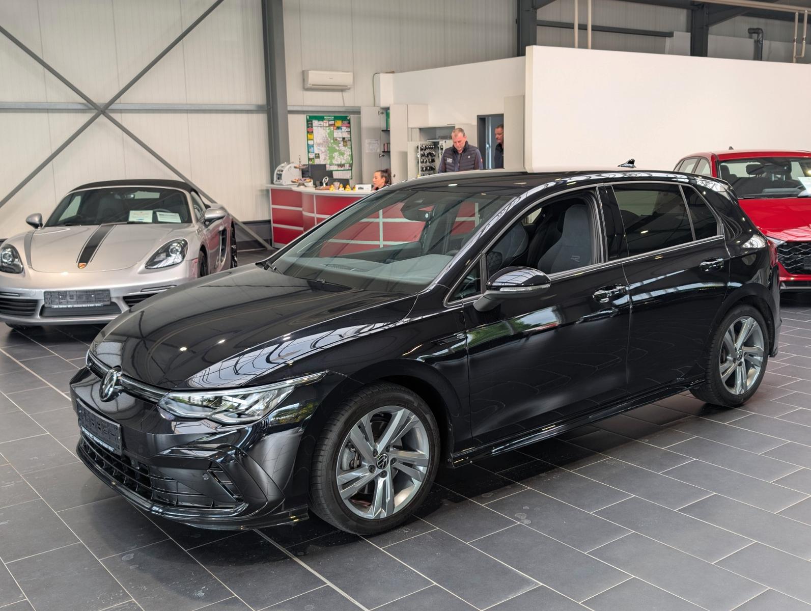 Volkswagen Golf 2.0 TSI OPF DSG R-Line 8-fach
