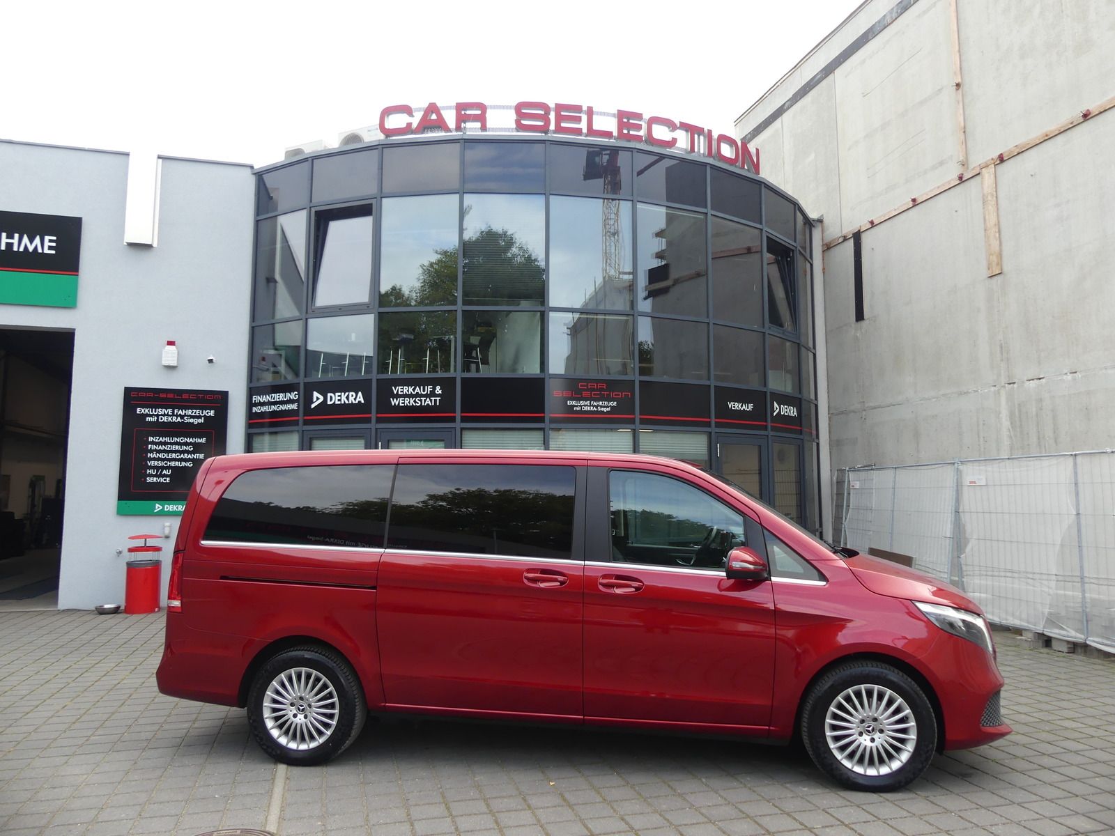 Mercedes-Benz V 220 d AVANTGARDE Lang E-TÜREN 7SITZ STHZ AHK L foto 15