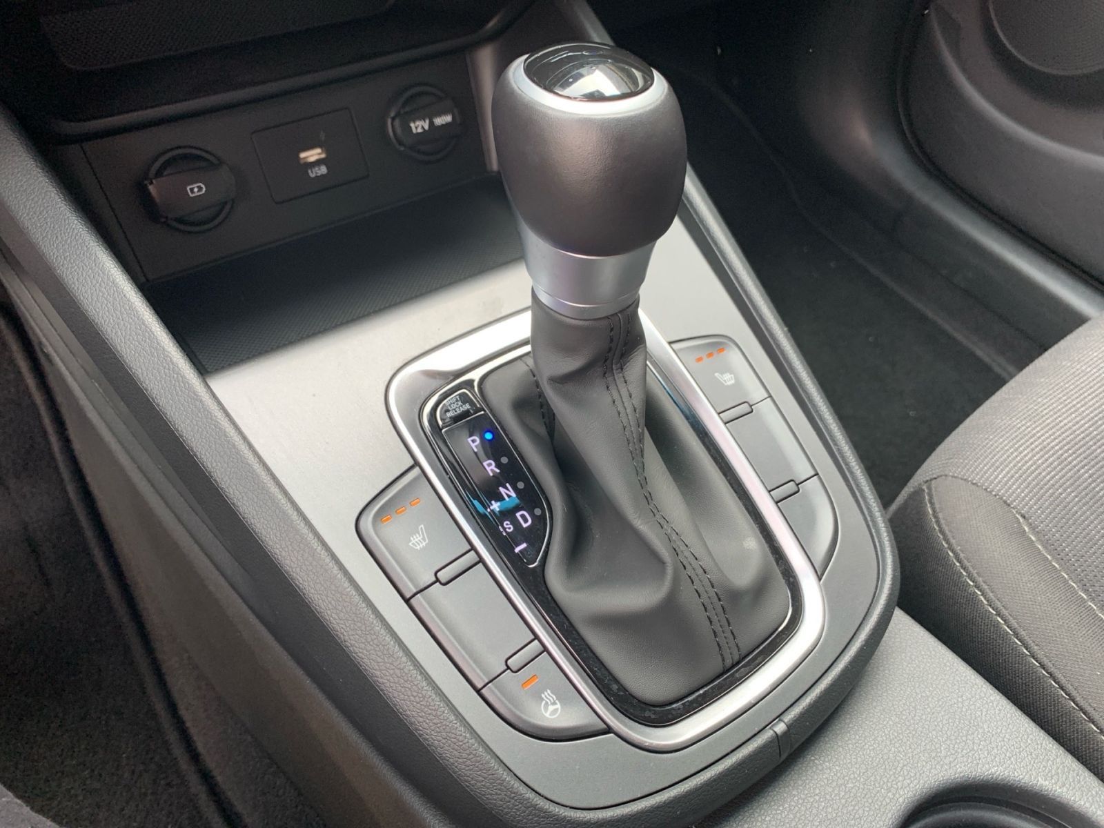 Fahrzeugabbildung Hyundai Kona 1.6 GDI Ed. 30 Hybrid DCT Kamera