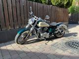 Honda Shadow 750 Custom 