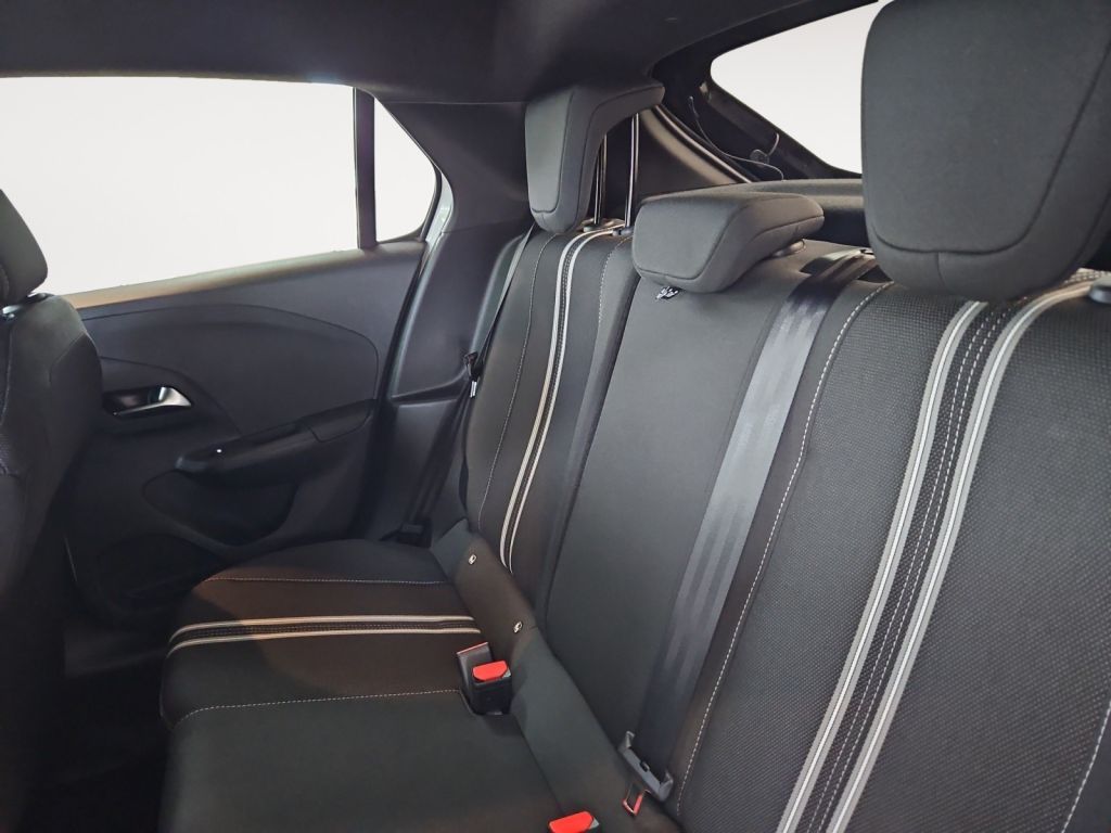 Fahrzeugabbildung Opel Corsa 1.2 GS Navigation CarPlay Kamera