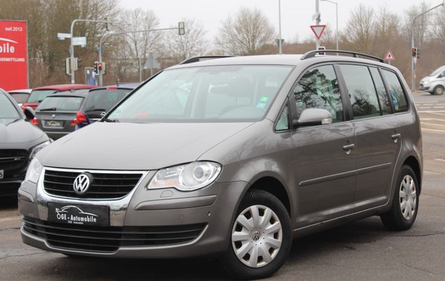 Volkswagen Touran 2.0 TDI /1.Hand/Navi/AHK/Sitzh./TÜV