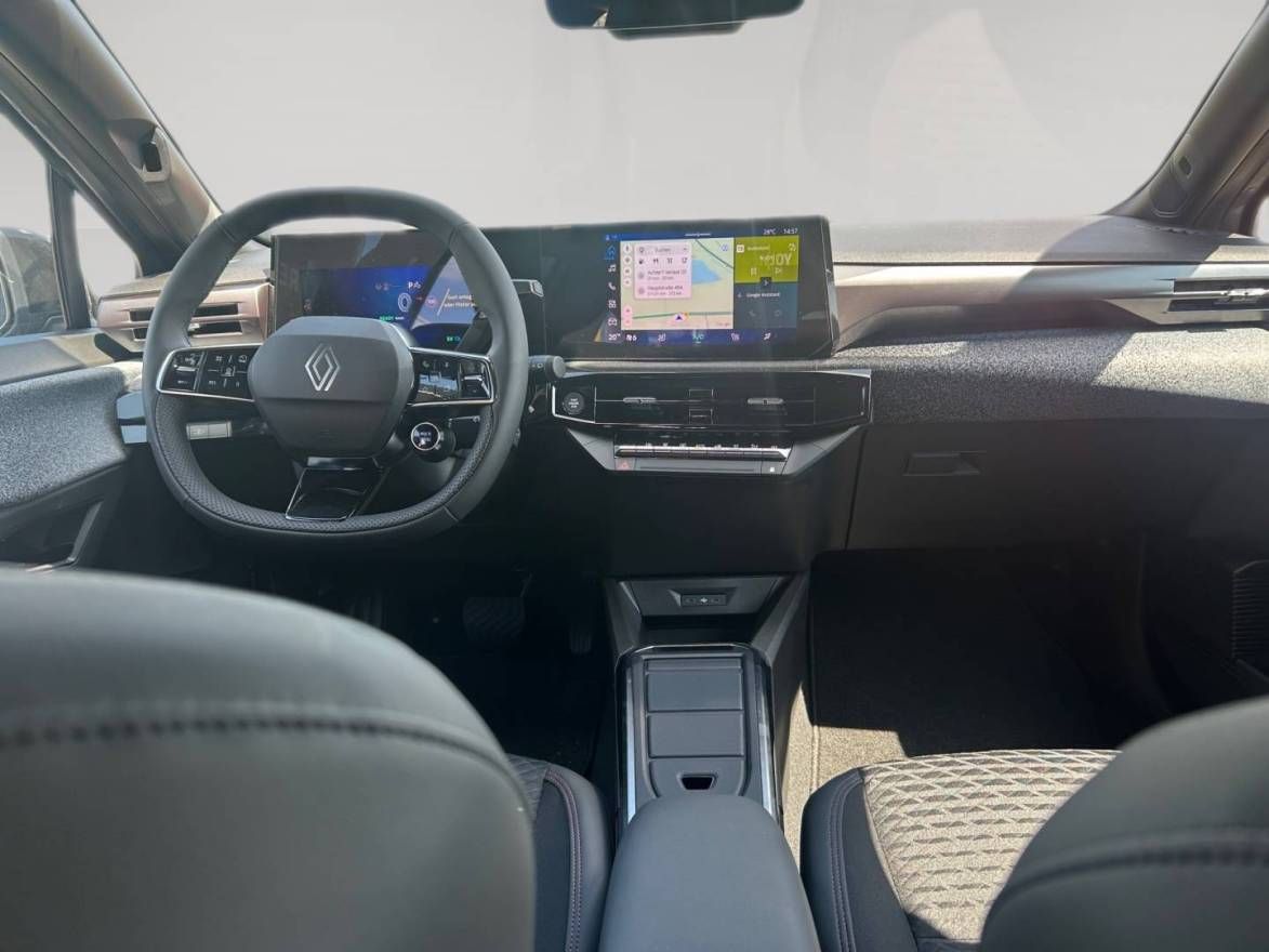 Fahrzeugabbildung Renault CLIO Techno Full Hybrid E-Tech 160