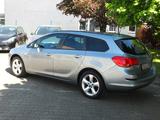 Opel Astra SPORTS TOURER EDITION PARKPILOT KLIMAANLAG - Opel Astra aus 2011: Tourer Sport