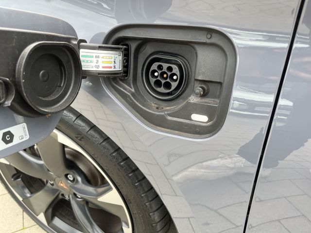 Leon ST 1.4 e-HYBRID AHK LED ACC FULL LINK NAVI 
