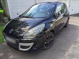 Renault Scenic III Bose Edition 2,0 l 16V ... - gebrauchte Renault Grand Scenic aus dem Jahr 2011