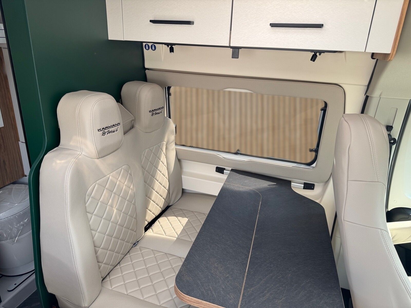 Fahrzeugabbildung Karmann Dexter DE 580 140 PS und Concept Paket