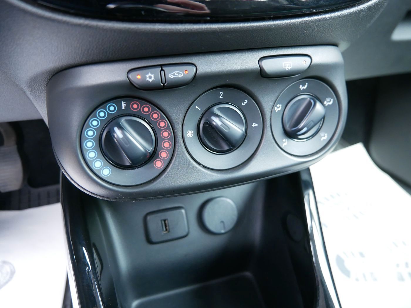 Fahrzeugabbildung Opel Adam 1.4 Open Air Faltdach IntelliLink SHZ+LHZ