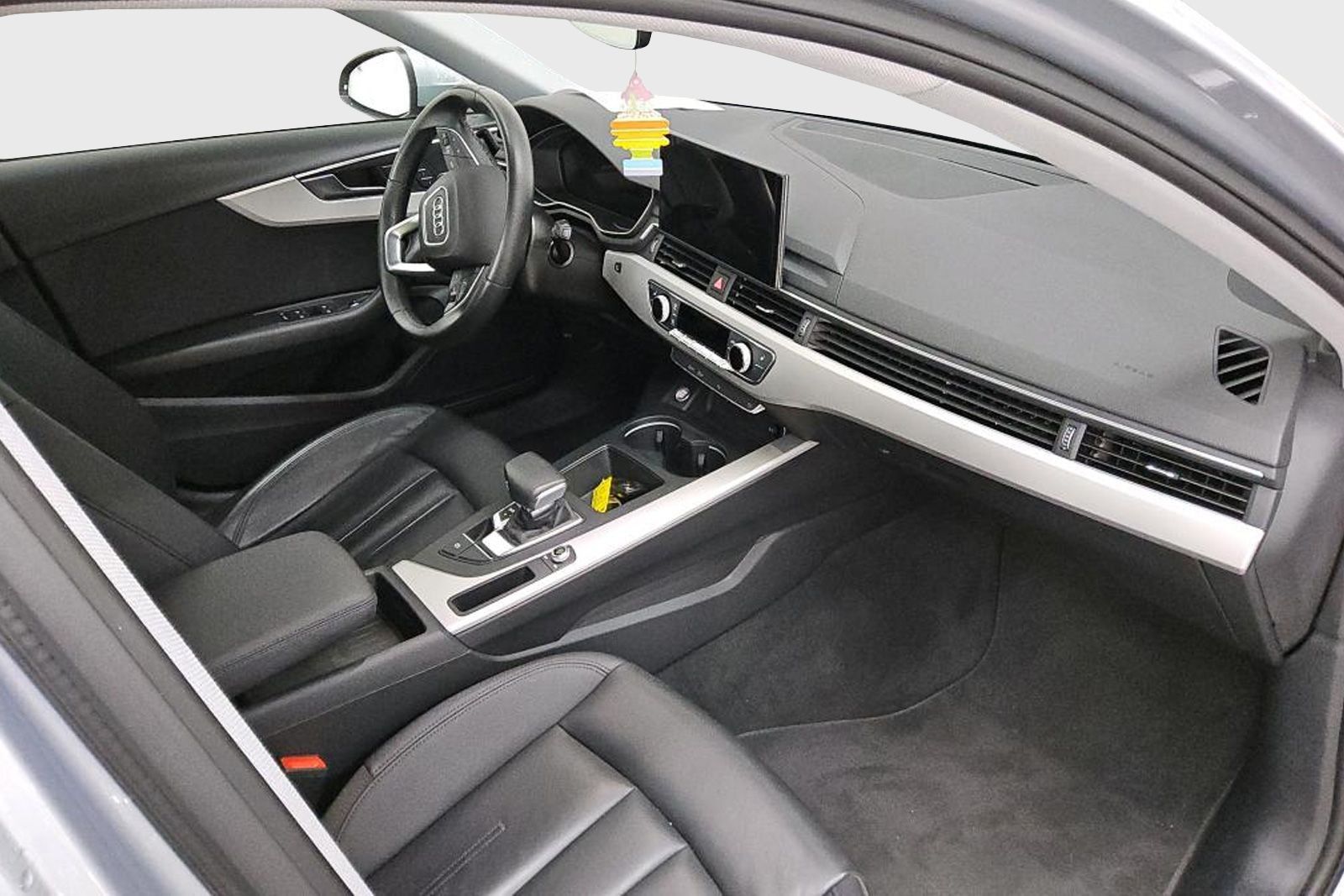 Audi A4 - Bild 4