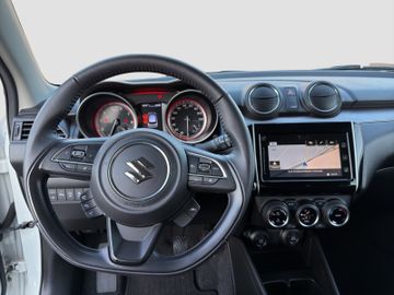 Fotografie 10 des Suzuki Swift Comfort+