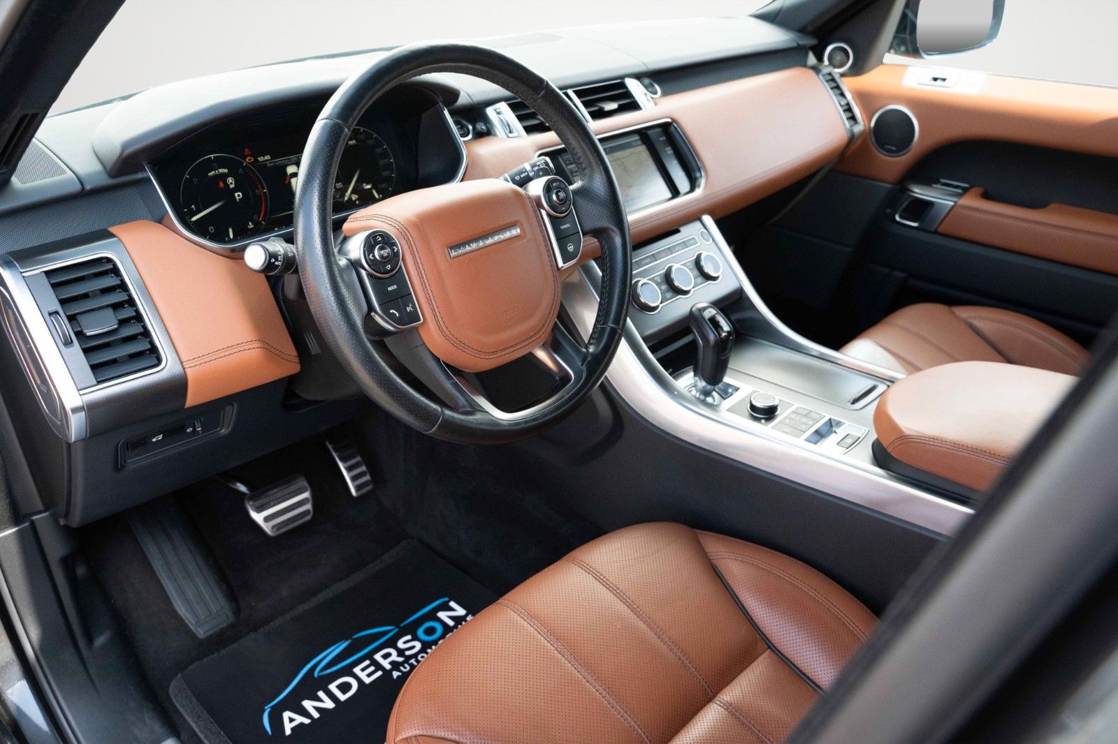 Fahrzeugabbildung Land Rover RANGE ROVER V6 AUTOBIOG LED VIRTC SITZBEL WLAN