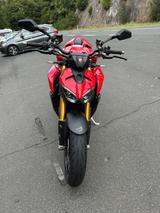 Ducati Streetfighter V2S PLUS 1000 euro extras  - Ducati Motorräder in Frankfurt
