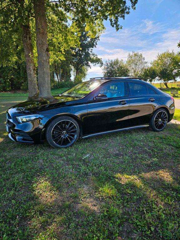 Image of Mercedes-Benz A 220