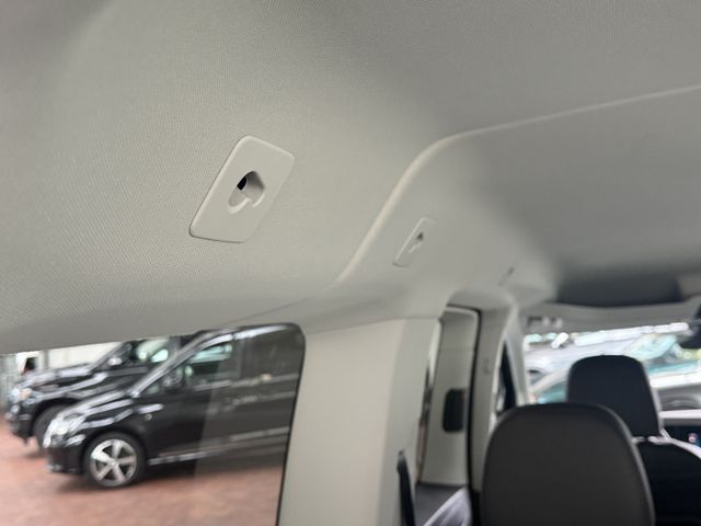Volkswagen Caddy Maxi 2.0TDI DSG STYLE LED NAV STANDHZG AHK