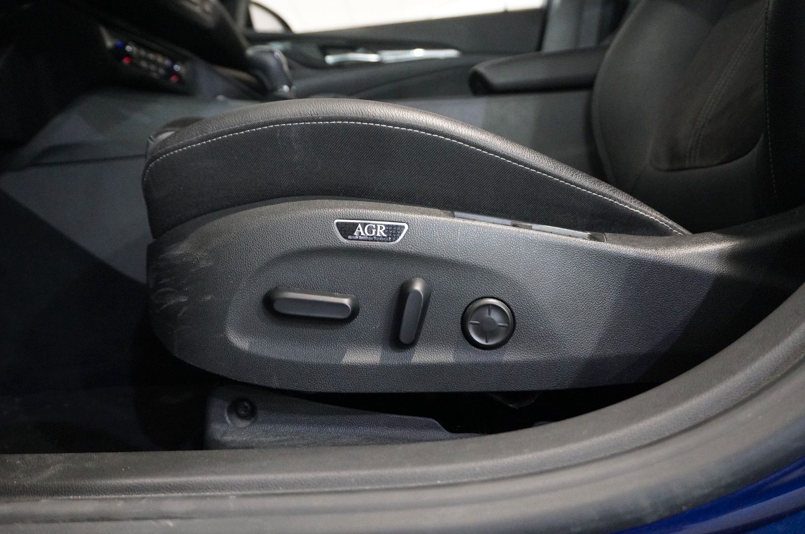 Fahrzeugabbildung Opel Insignia B ST 2.0D ULTIMATE NAVI/OPC/KAMERA/AHK