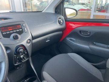Toyota Aygo 1.0 X *DAB*ELFH*KLIMA*TEL*USB*ZV*