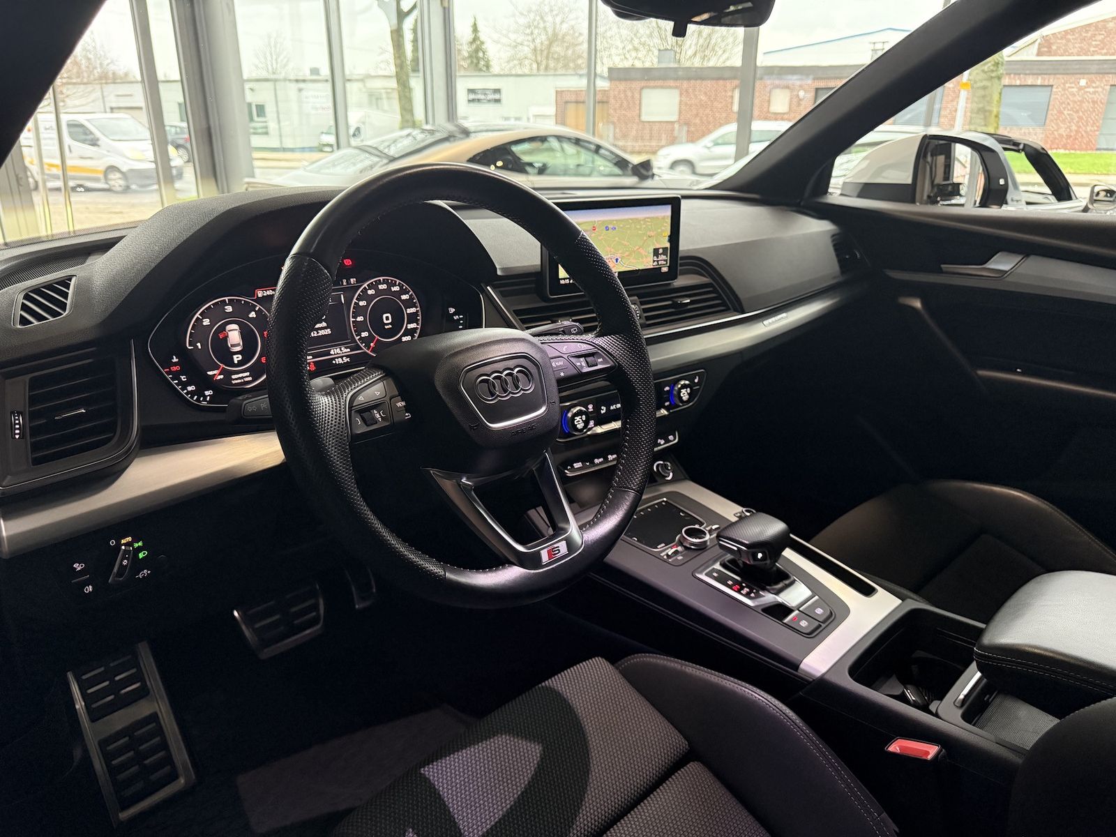 Fahrzeugabbildung Audi Q5 40 TDI qu. Sport S-LINE|NAVI|R-KAMERA|PANO