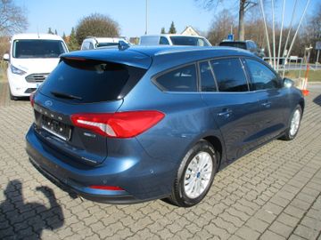 Ford Focus Turnier Titanium BLIS + Winterp.+ Kamera