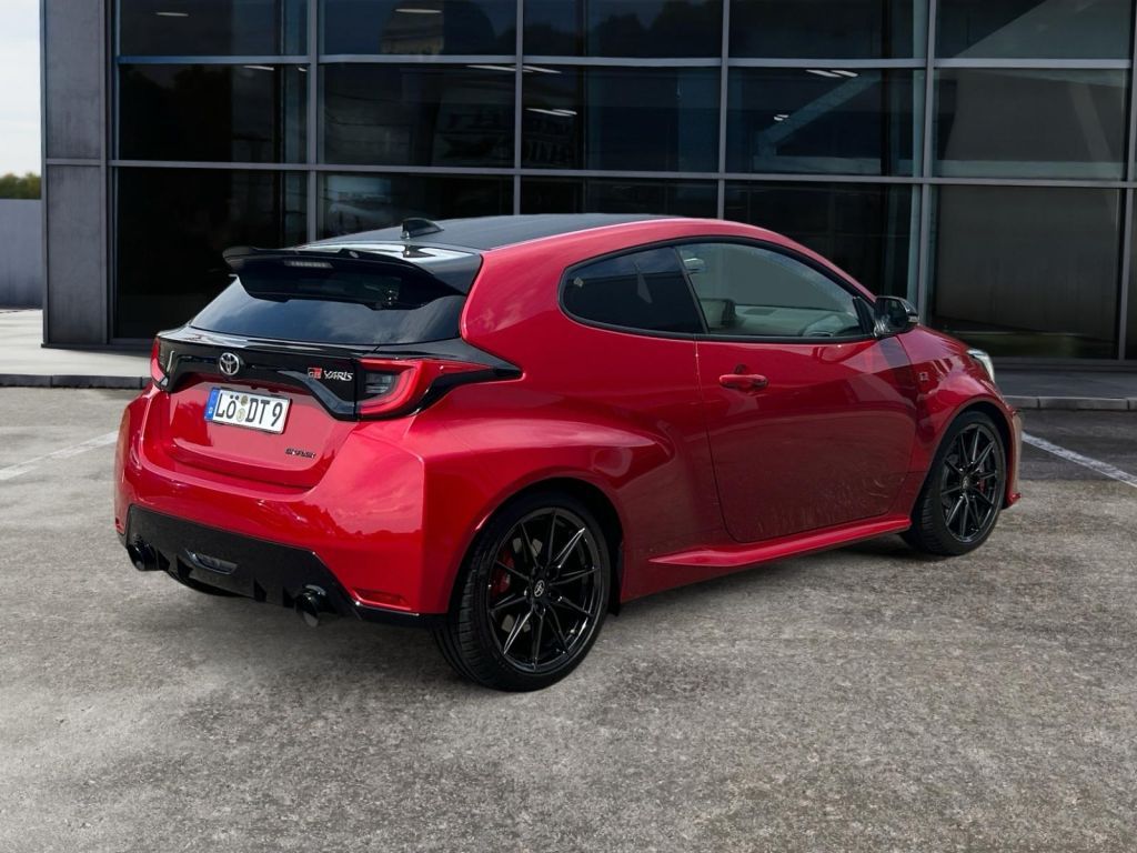 Fahrzeugabbildung Toyota GR Yaris mit High-Performance-Paket