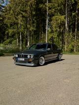 BMW E30 318i - BMW 318 aus 1990: 318i