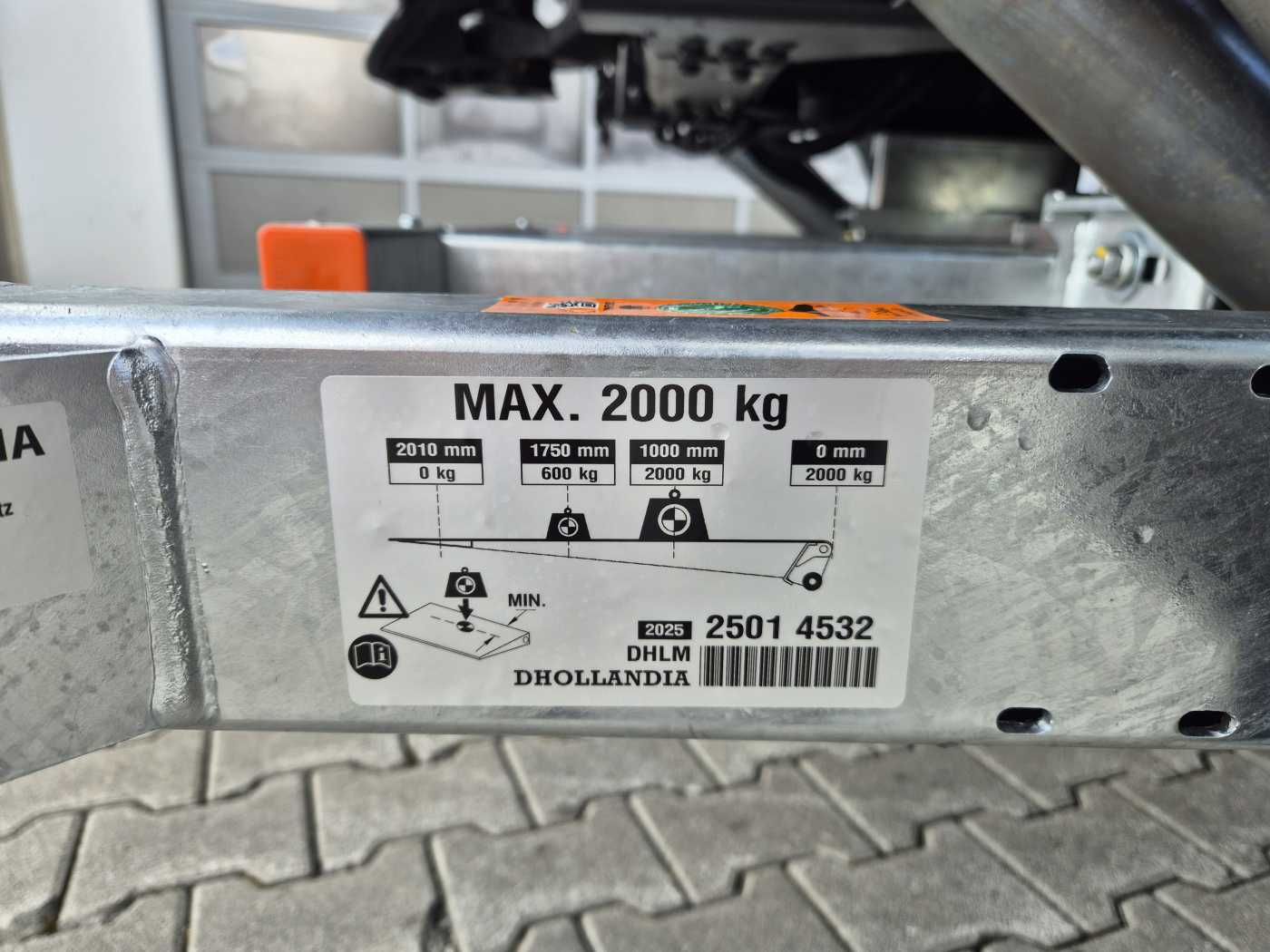 Fahrzeugabbildung Iveco S-Way AS190S42/P Schiebeplanen LBW 2.000kg AHK