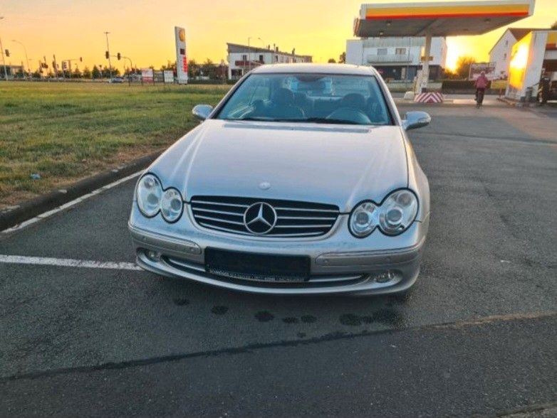 Mercedes-Benz CLK 240