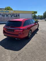 Mercedes-Benz E 300 de T 9G-Tronic Avantgarde - rote Mercedes-Benz E 300