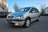 Opel Zafira 2.2 Automatik Comfort - Opel Zafira Comfort mit Benzin-Antrieb