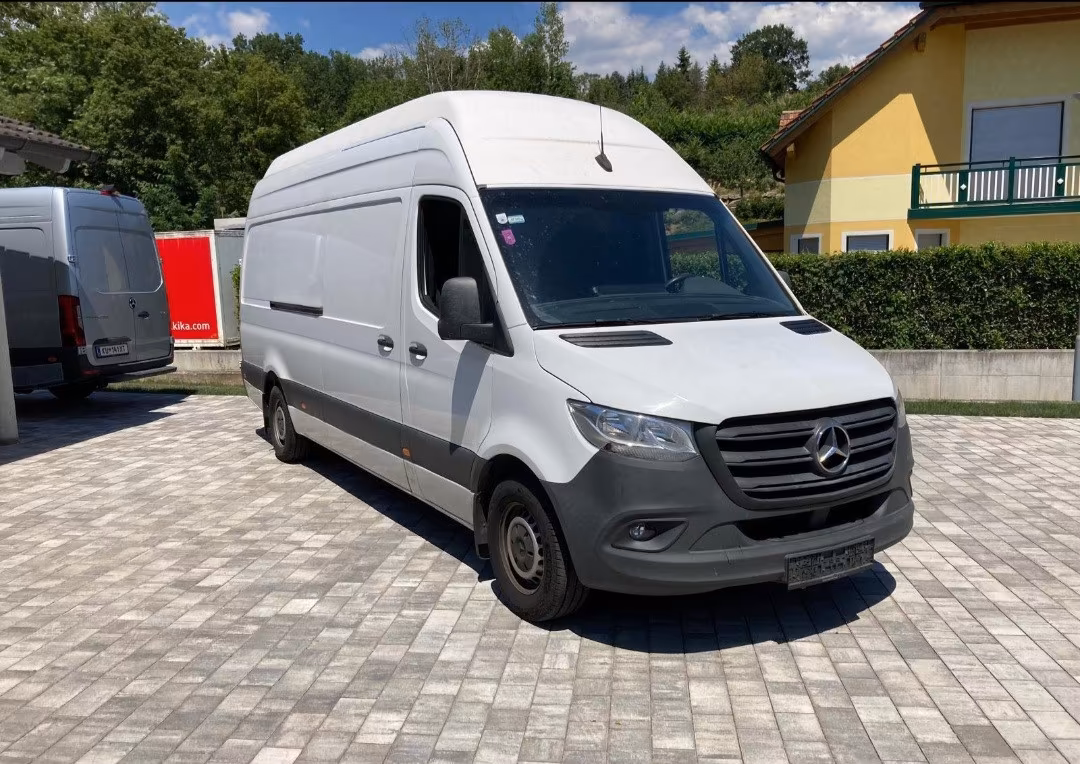 Mercedes-Benz Sprinter III Kasten 316 CDI RWD