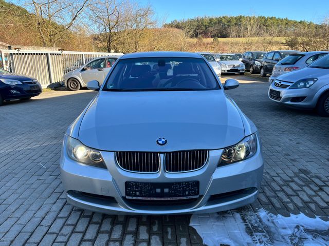 BMW 318 Baureihe 3 Lim. 318d "Xenon/Klima/Sitzh"