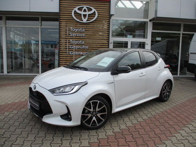 Fahrzeugabbildung Toyota Yaris Hybrid Style