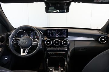 Mercedes-Benz C 300d 4M Avantgarde DISTR.+MULTIBEAM+KEY+AHK