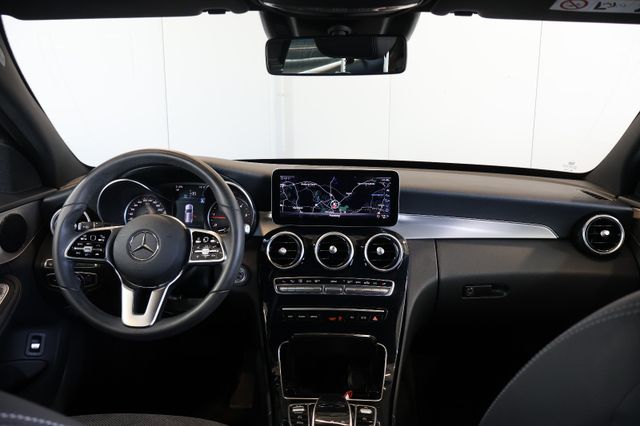 Mercedes-Benz C 300d 4M Avantgarde DISTR.+MULTIBEAM+KEY+AHK