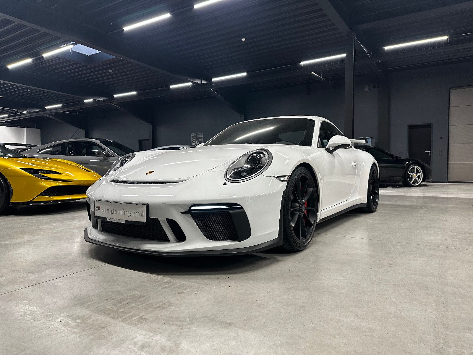 Fahrzeugabbildung Porsche 911/991.2 GT3- Approved-Lift-Clubsport-90 L