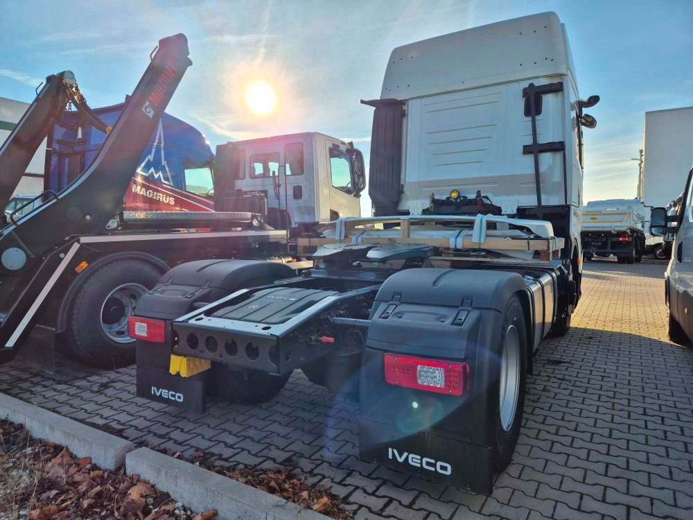 Fahrzeugabbildung Iveco S-Way AS440S46T/FP