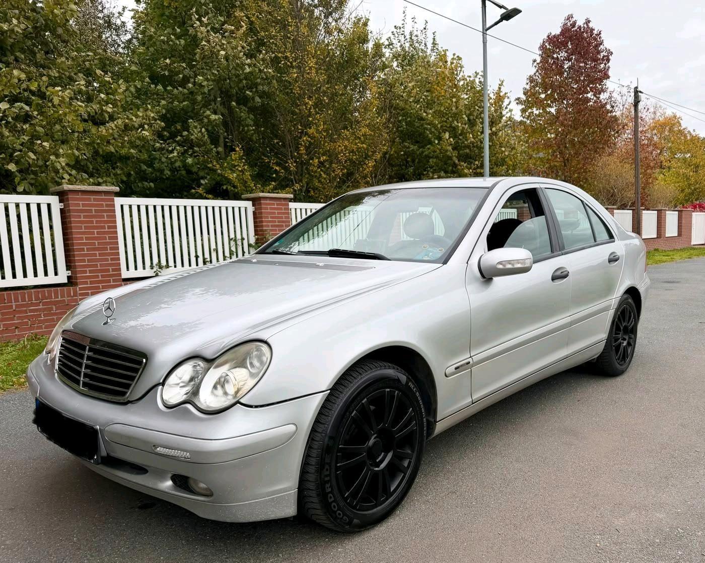 Mercedes-Benz C 200