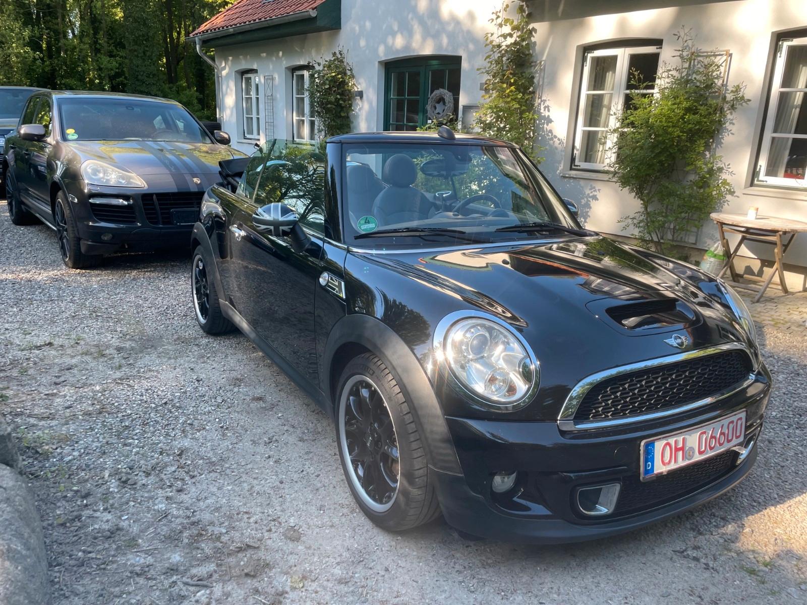 MINI Cooper S Facelift - Navi - Xenon
