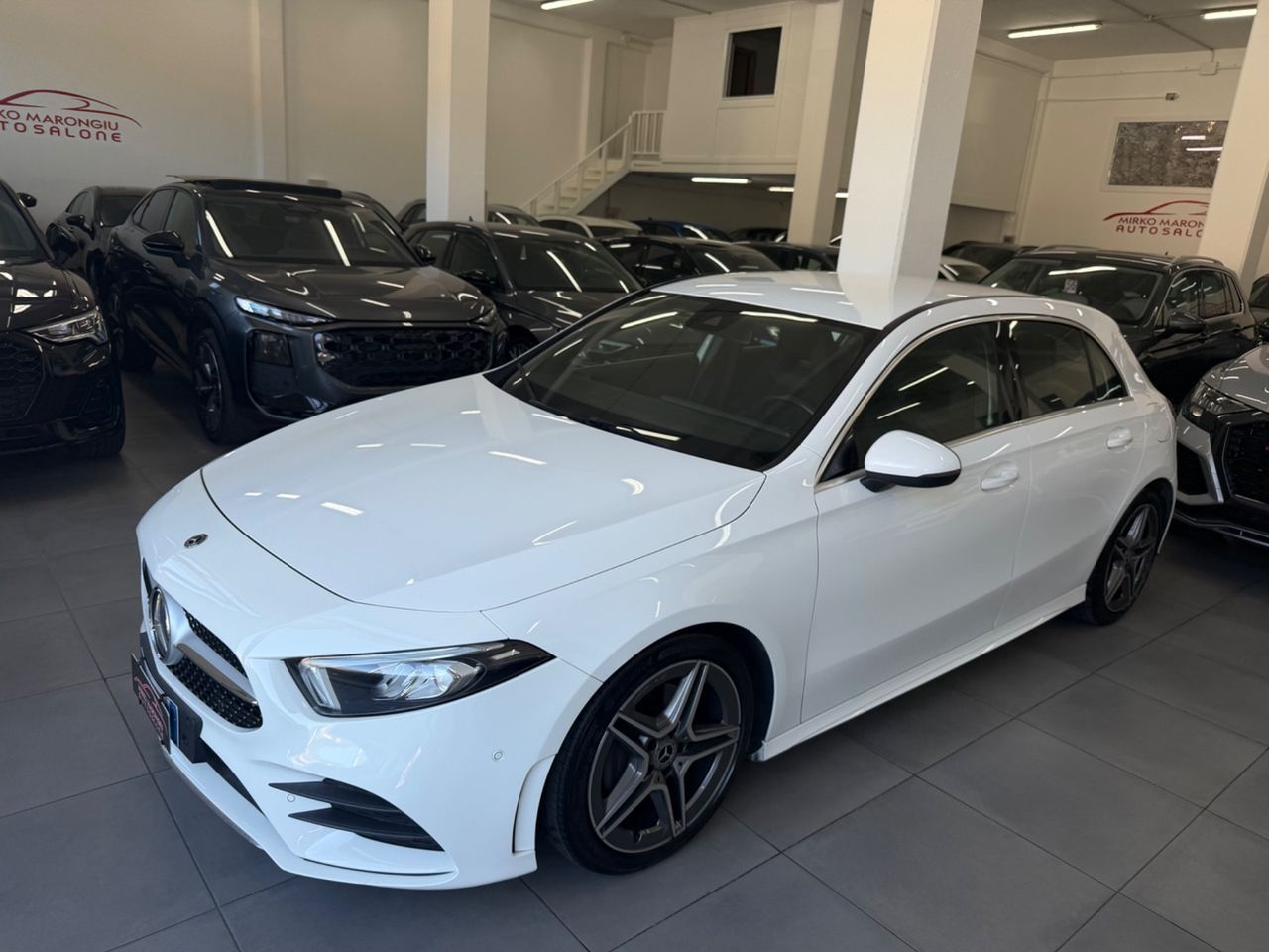 Mercedes-Benz Mercedes classe A Premium AMG finanziabile imagem 3