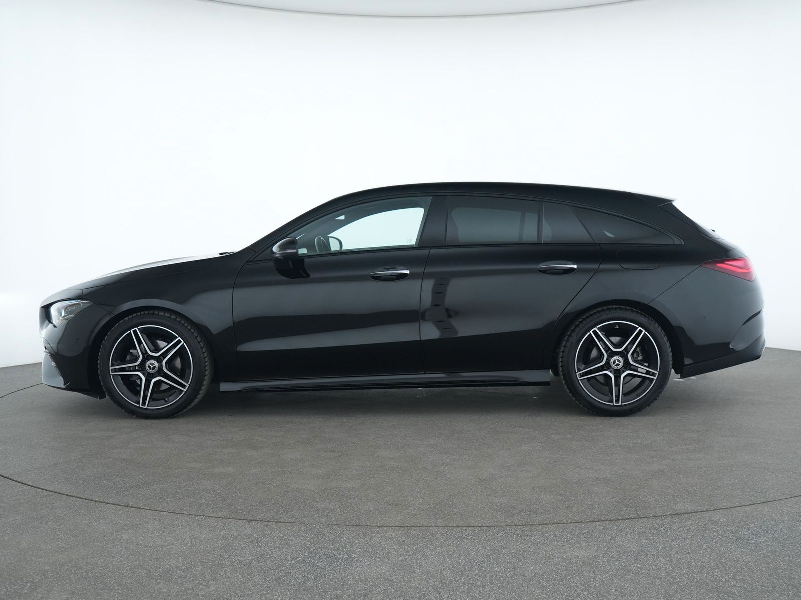 Mercedes-Benz CLA 180 Shooting Brake - Bild 9