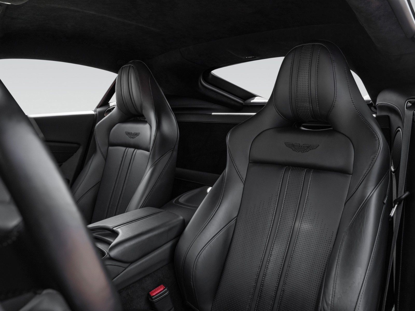 Aston Martin V8 Vantage Coupé | Carbon Interior | Style Pack foto 7