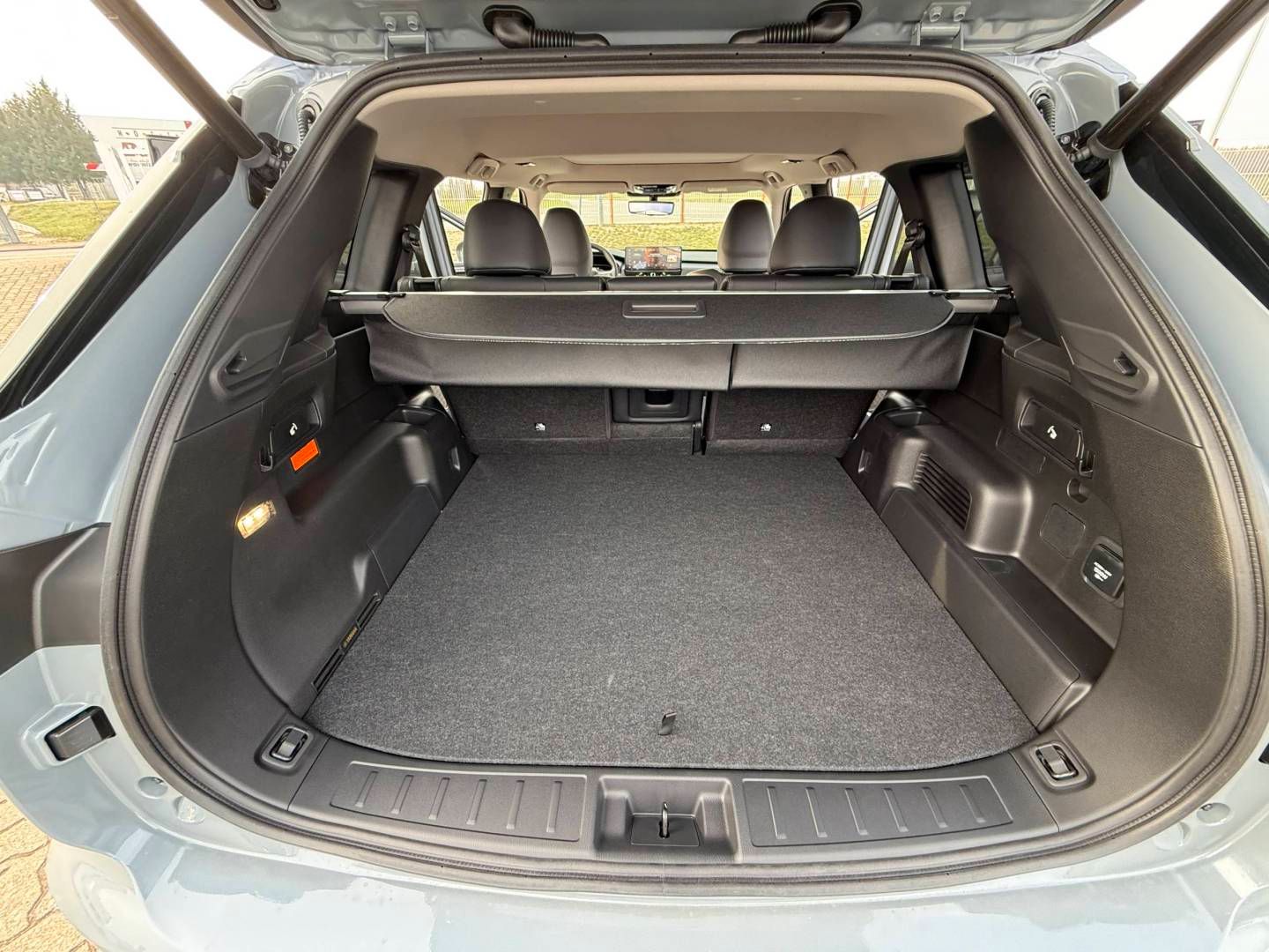 Fahrzeugabbildung Mitsubishi Outlander Plug-in Hybrid TOP (SDA)