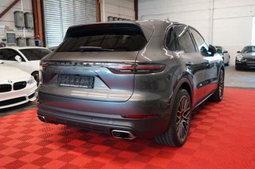 Porsche Cayenne - 7