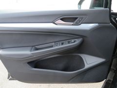 VW Golf VIII 2.0 TDI Goal DSG LED Nav Rfk Ahk ACC VW Golf VIII 2.0 TDI Goal DSG LED Nav Rfk Ahk ACC