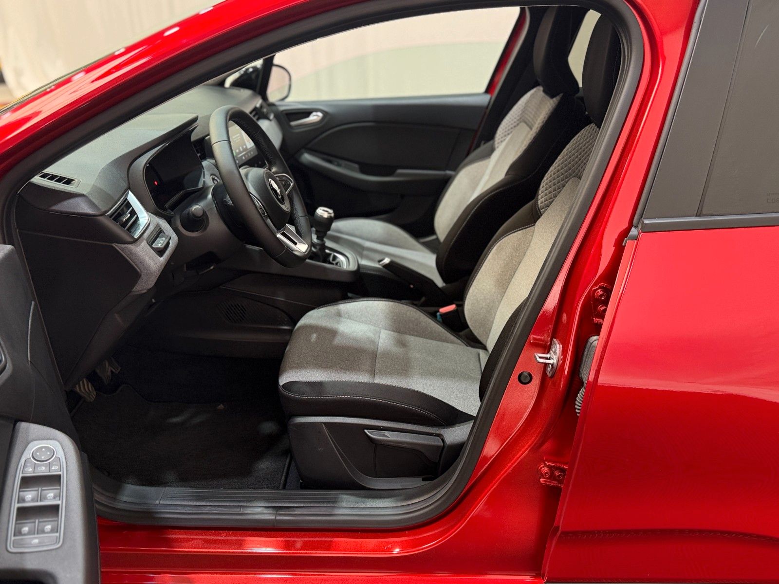Fahrzeugabbildung Mitsubishi Colt 1.0 Plus / LED / RFK / Apple Carplay