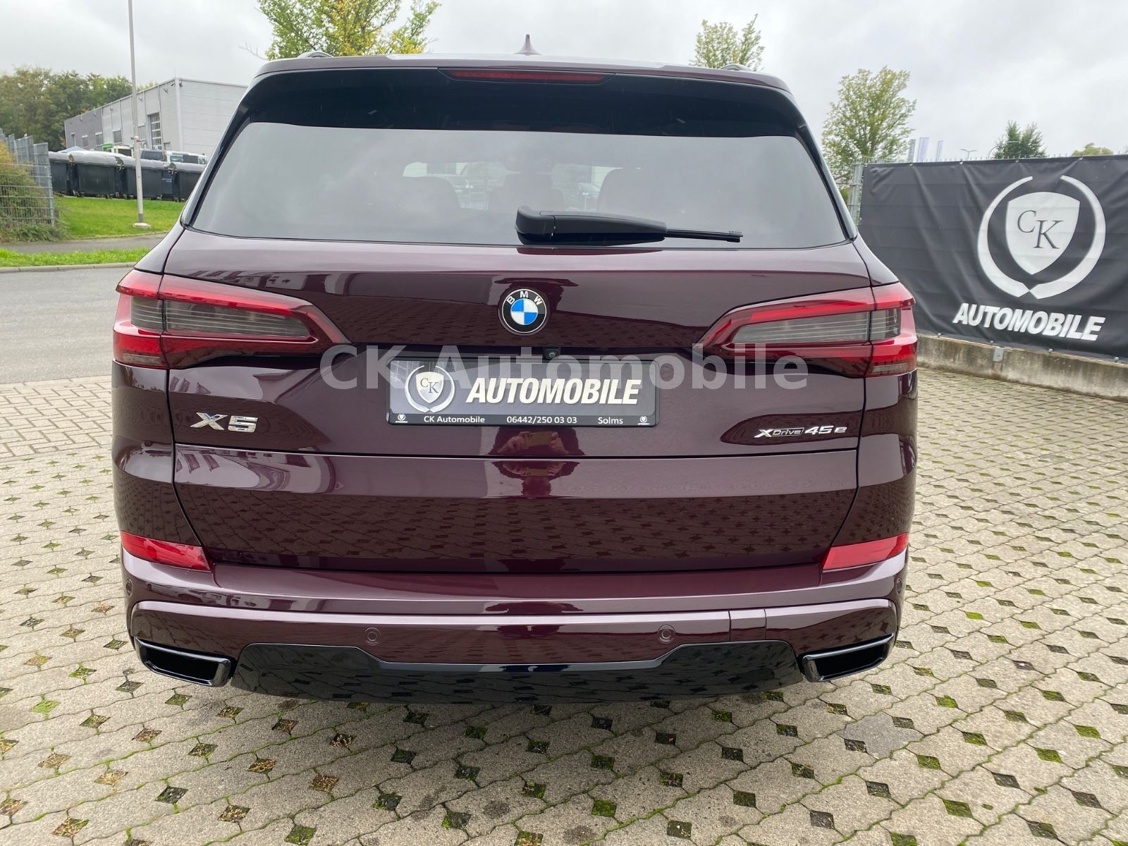 Fahrzeugabbildung BMW X5 xDrive 45e Individual/HeadUp/360°Kam/LED/AHK