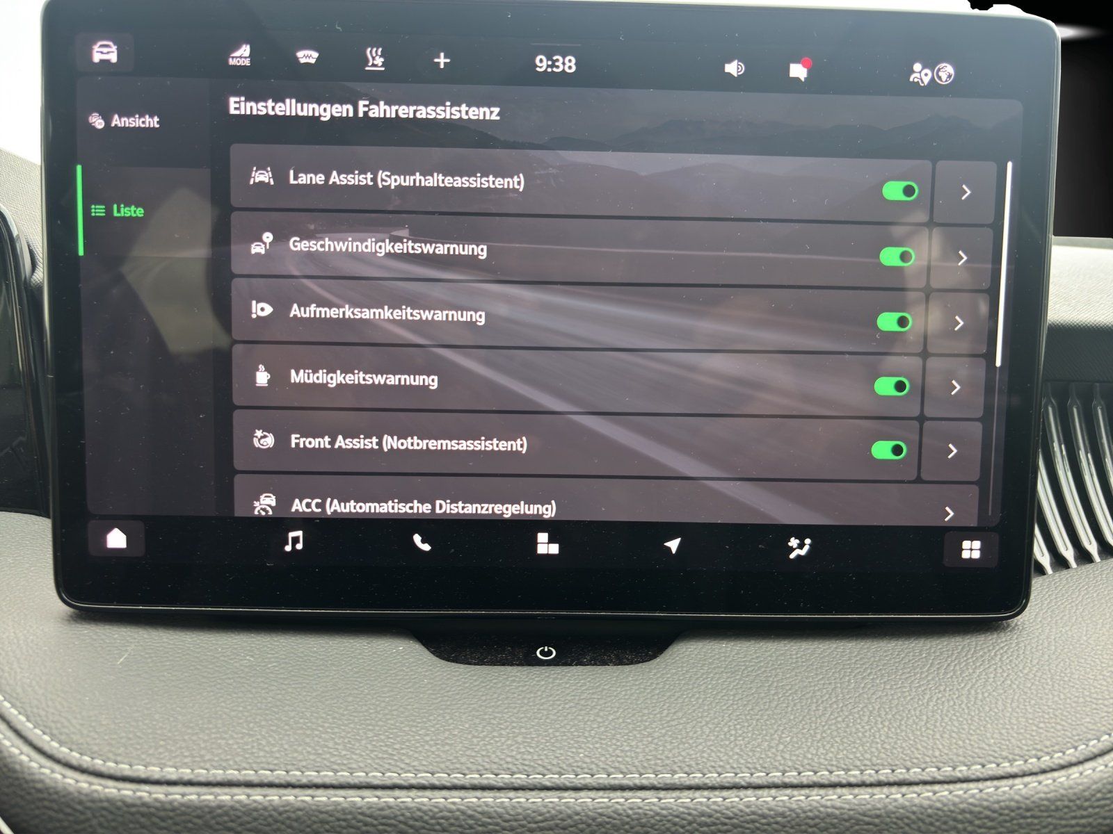 Fahrzeugabbildung SKODA Superb Combi L&K 2,0 TDI 110 kW DSG