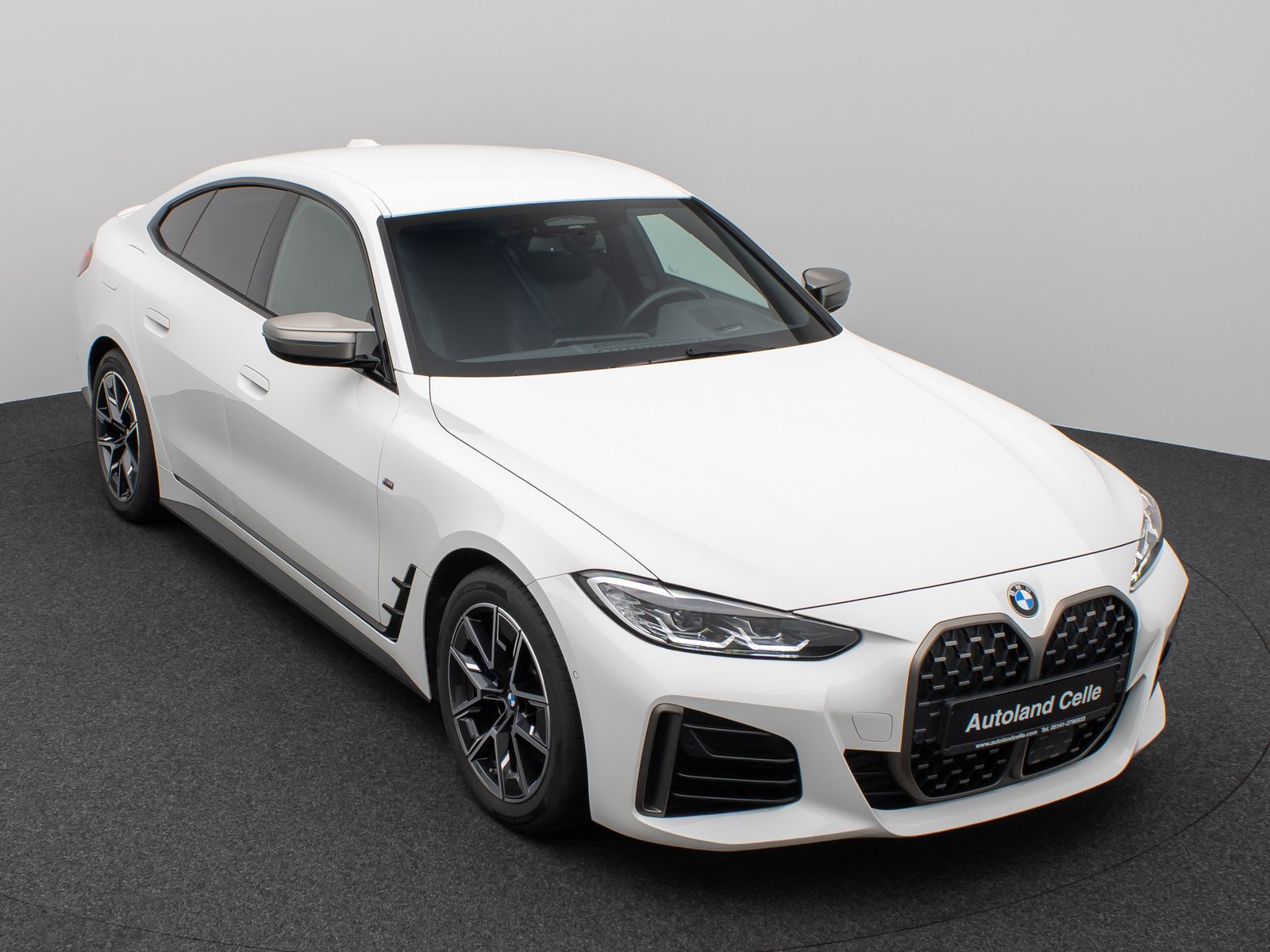 Fahrzeugabbildung BMW M440i xD Gran Coupè Kamera HUD DAB H/K ACC Alarm
