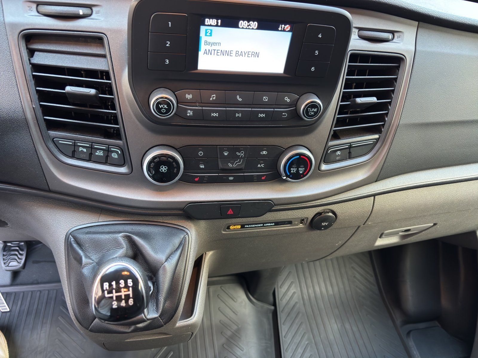 Fahrzeugabbildung Ford Transit Custom 2.0 TDCi 280 L1 Trend