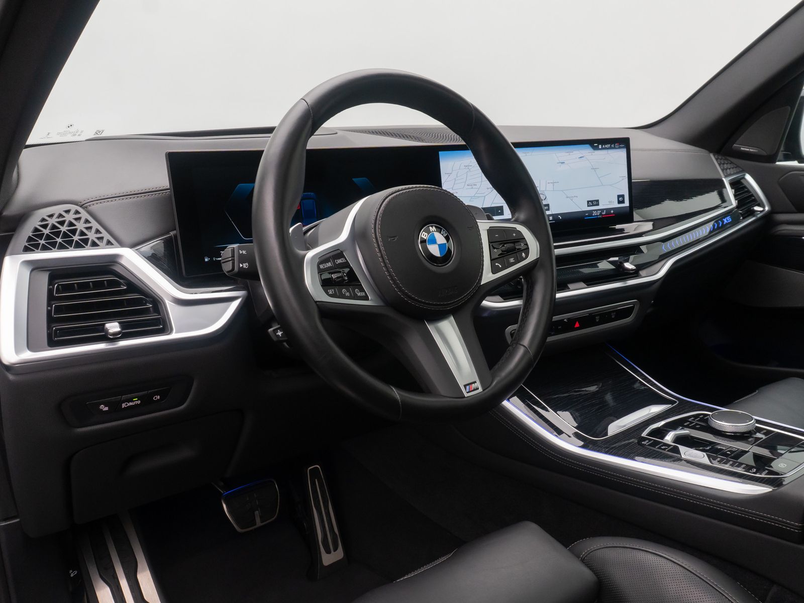 Fahrzeugabbildung BMW X5 xD40d  M Sport Pro Panorama 360&deg;HUD DAB H/K